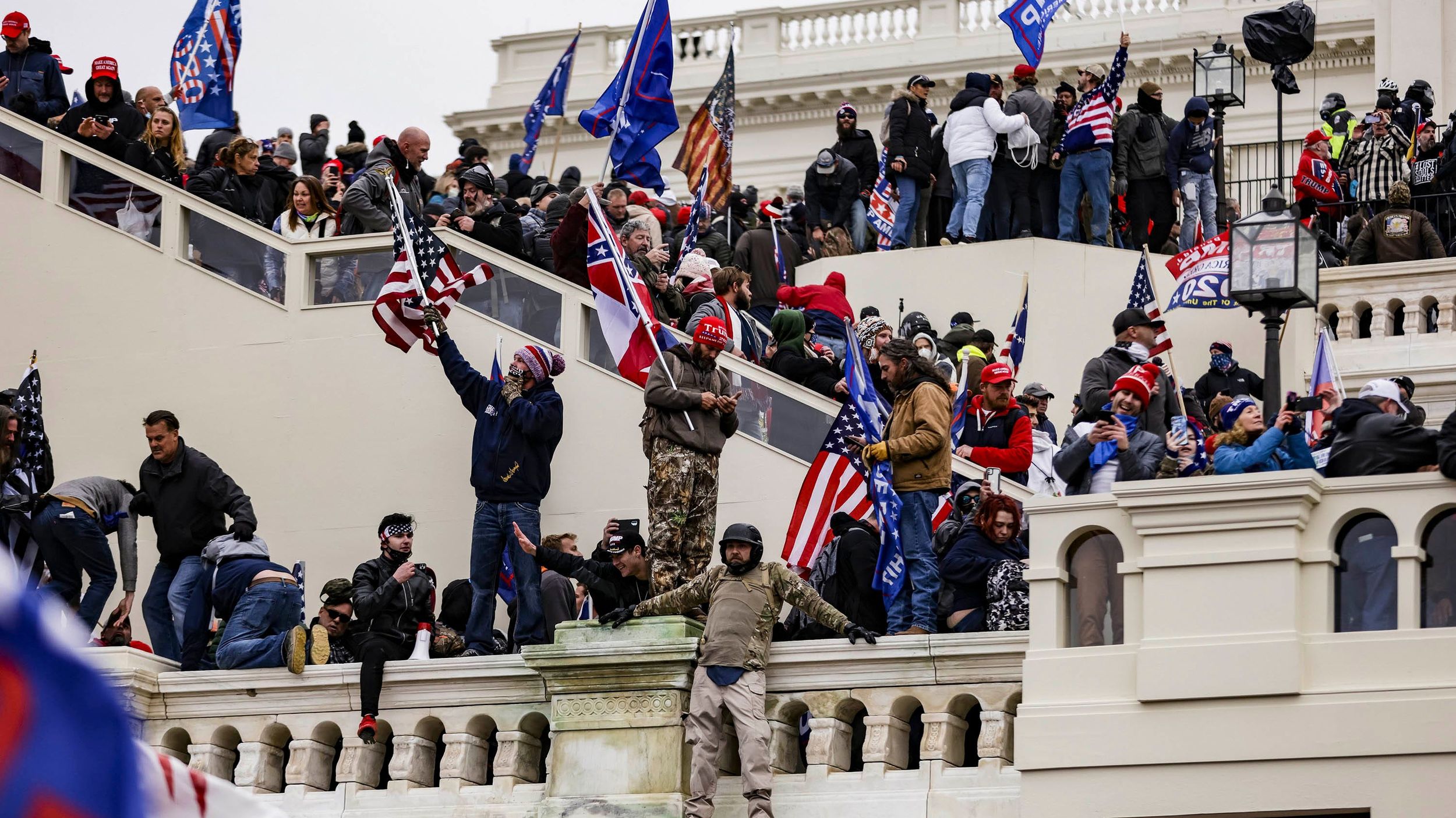 Seattle officer says in lawsuit he was persecuted for attending Jan. 6 rally at US Capitol – Wed, 24 Jun 2026 PST