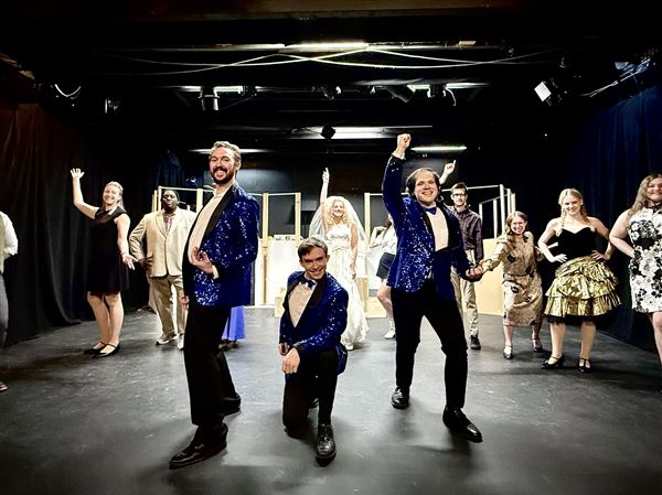 Village Players warm up for ‘The Wedding Singer’