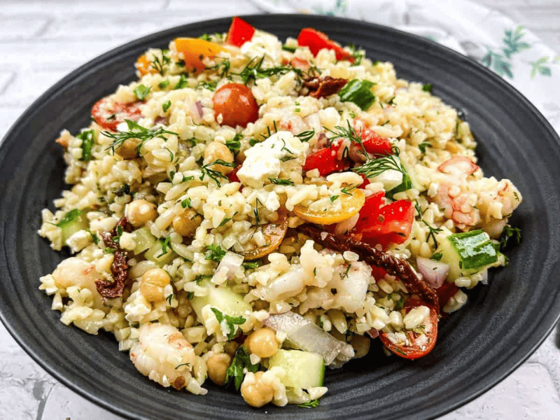 15 bright early-summer salads that taste like June on a plate