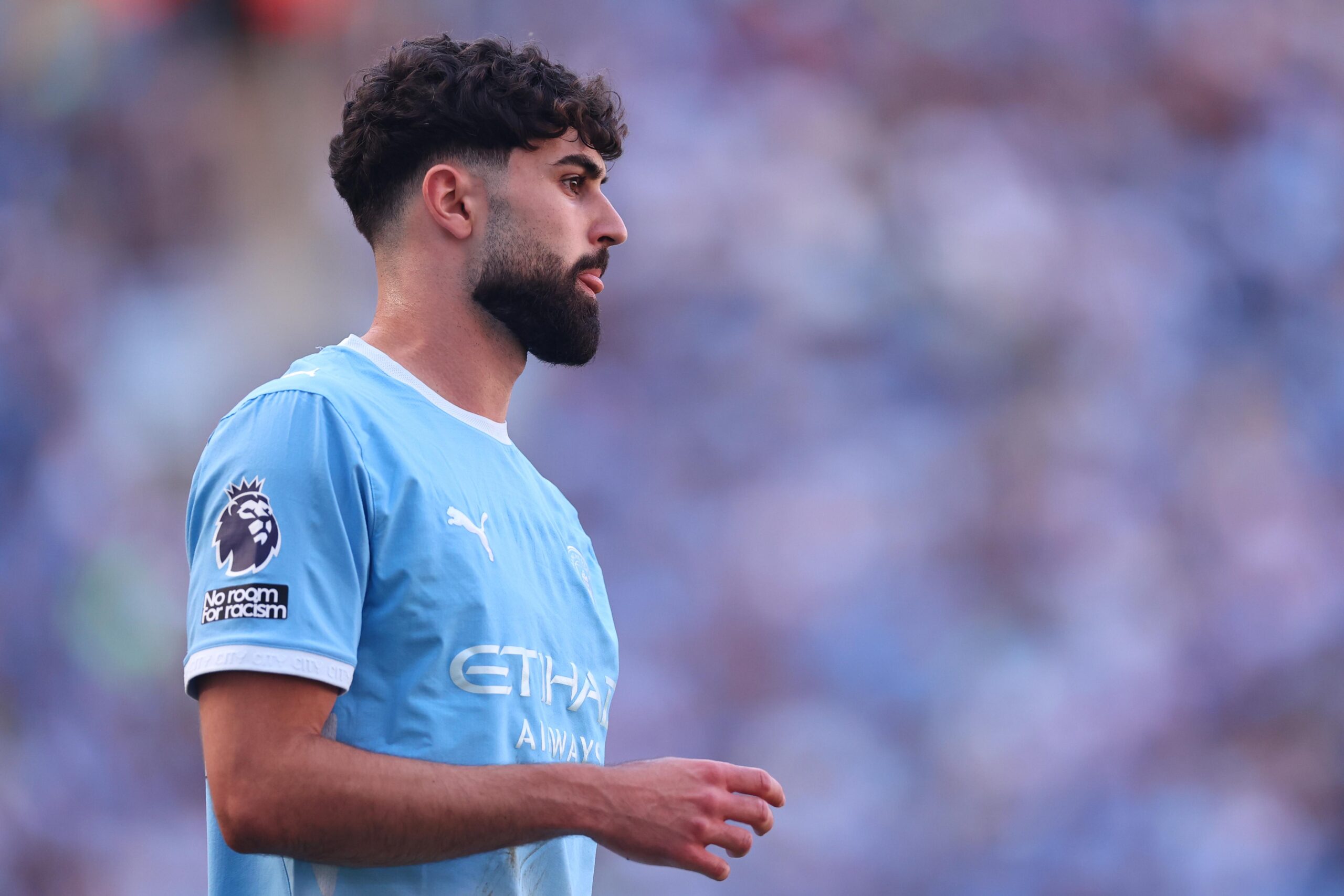 Josko Gvardiol expected to stay at Man City as Barcelona’s defensive options dwindle