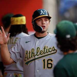 Langeliers corona 5to inning de 7 carreras y los Athletics vencen a los Angels