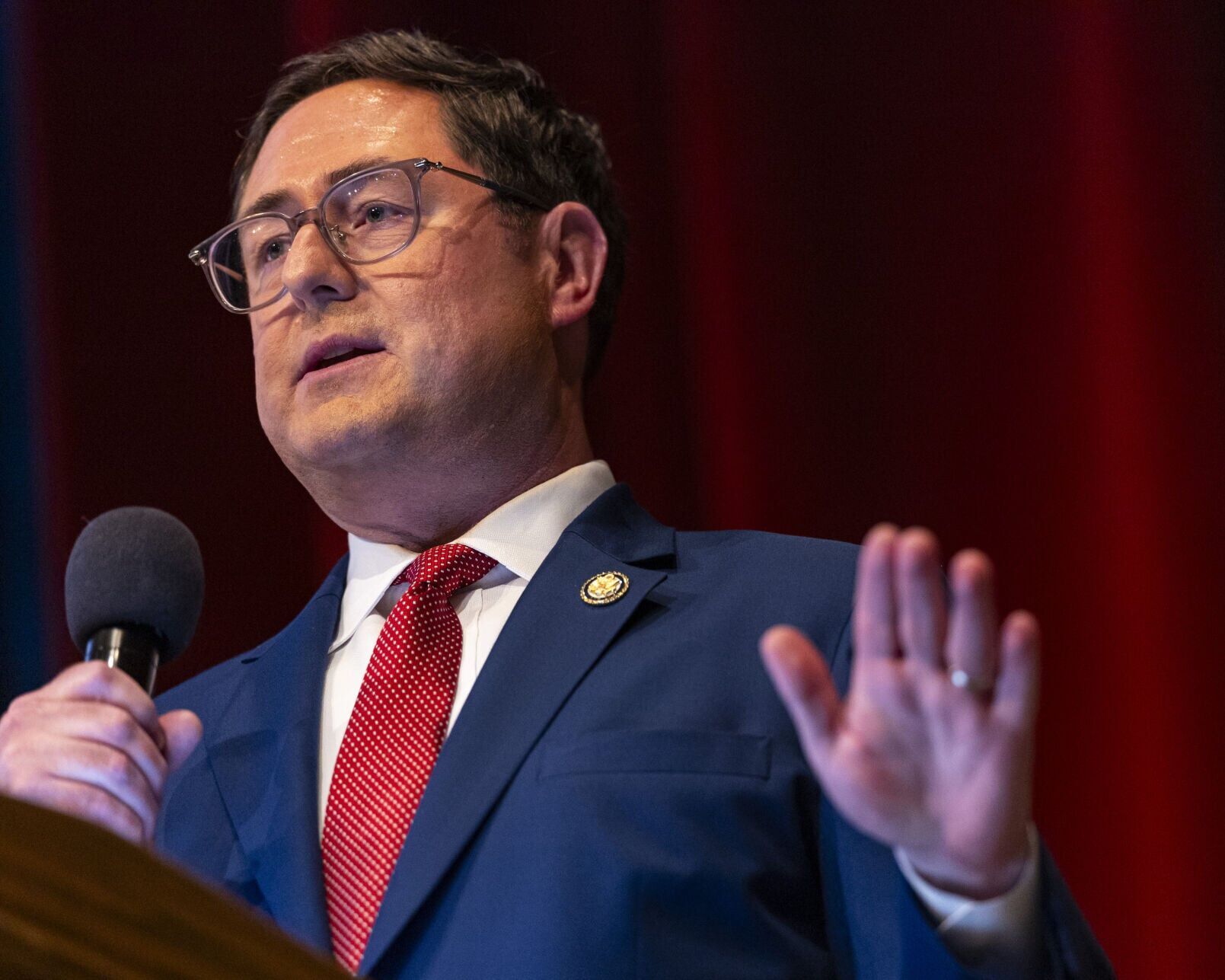 Mike Flood’s Bellevue town hall is tonight. Here’s what to know