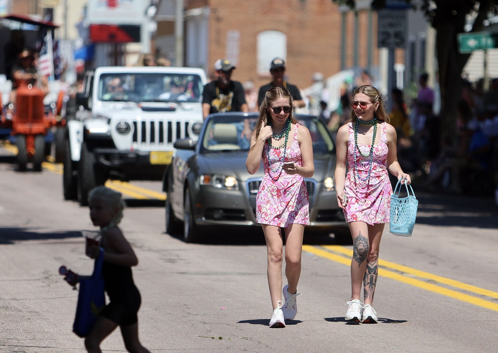 Cassville sees double during bicentennial celebration