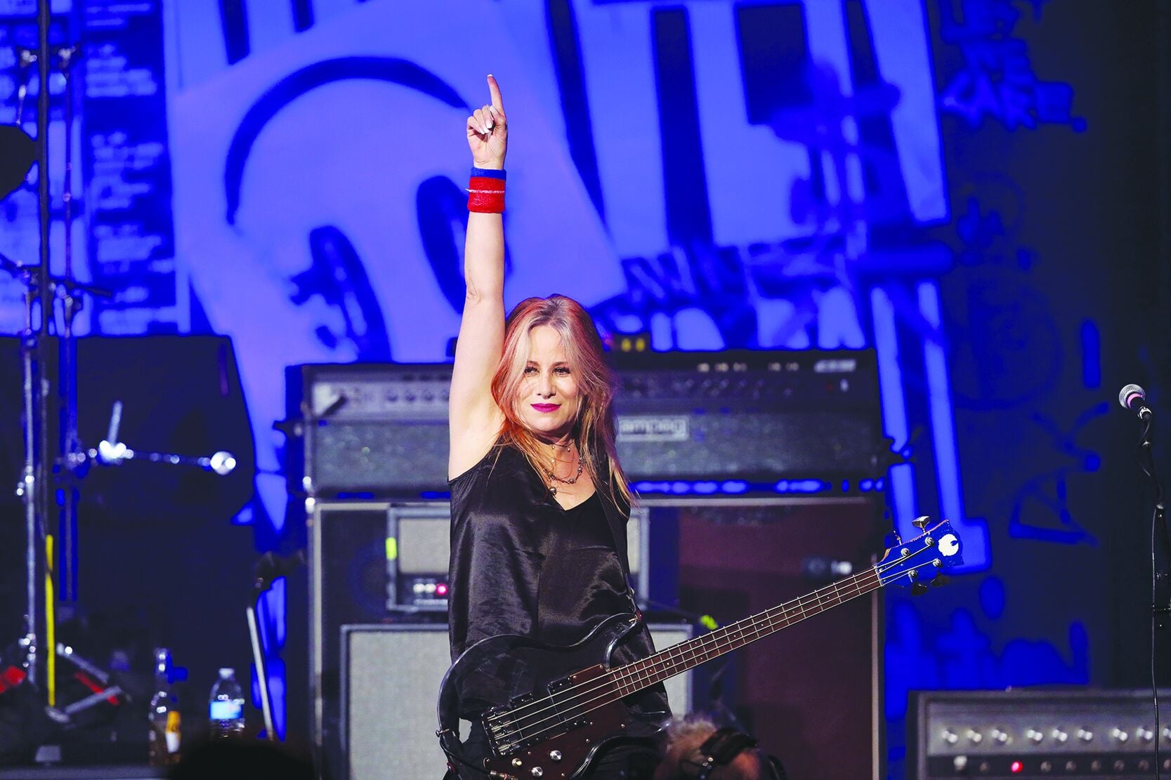 Finch, bassist for influential LA rock band L7, has died