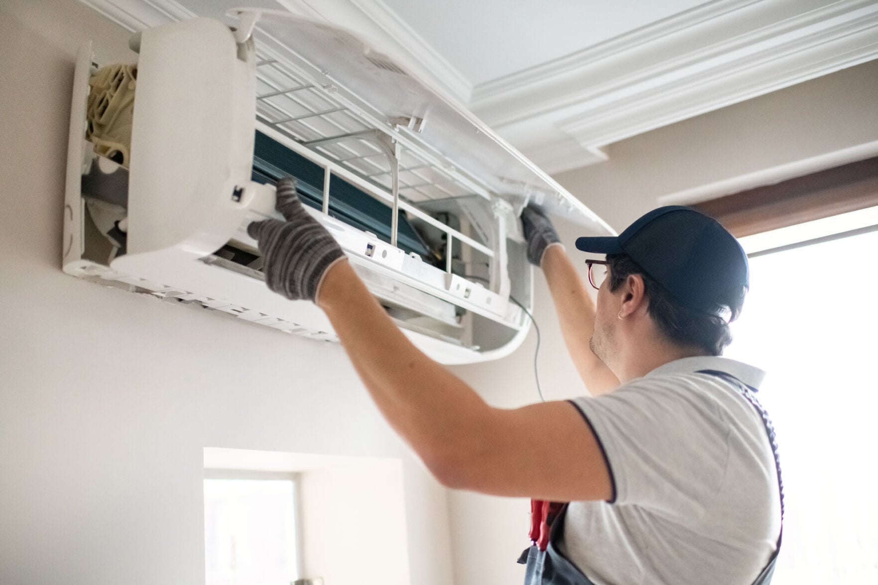 What Really Happens When You Call for Emergency HVAC Help at 2 AM