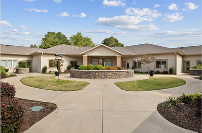 Grand Brook Memory Care Welcomes Rogers at Promenade to Its Family of Communities