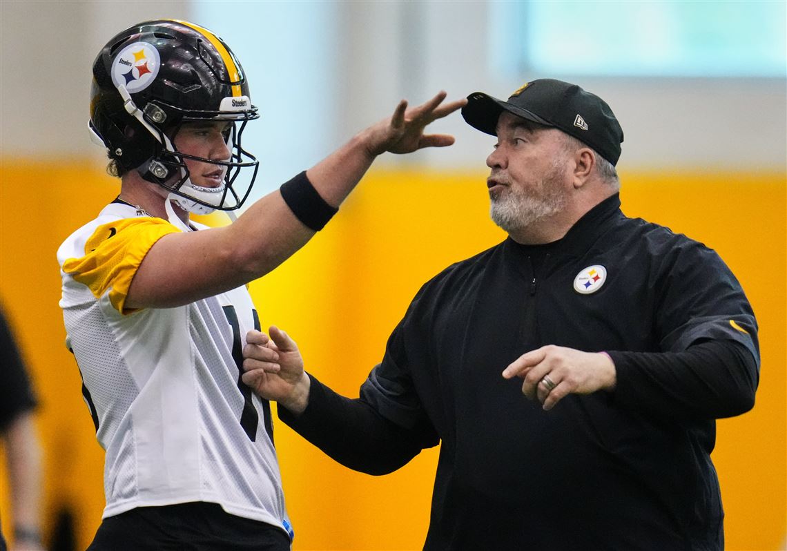 The QB whisperer: Mike McCarthy never played the position, but he has a rare gift for teaching it