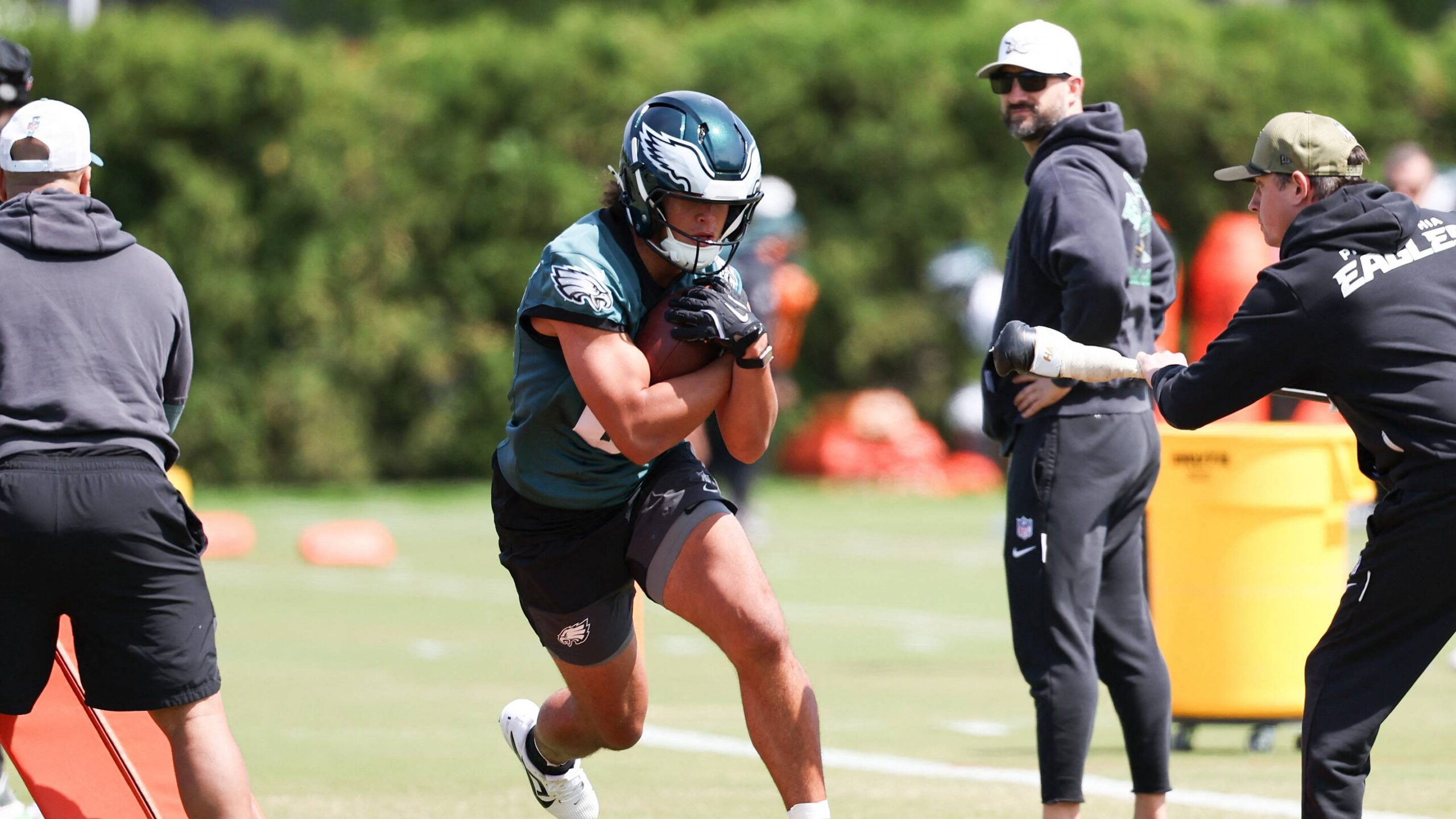 Overreactions From Day 10 of Eagles Training Camp: Eli Stowers Set For TE2 Role?