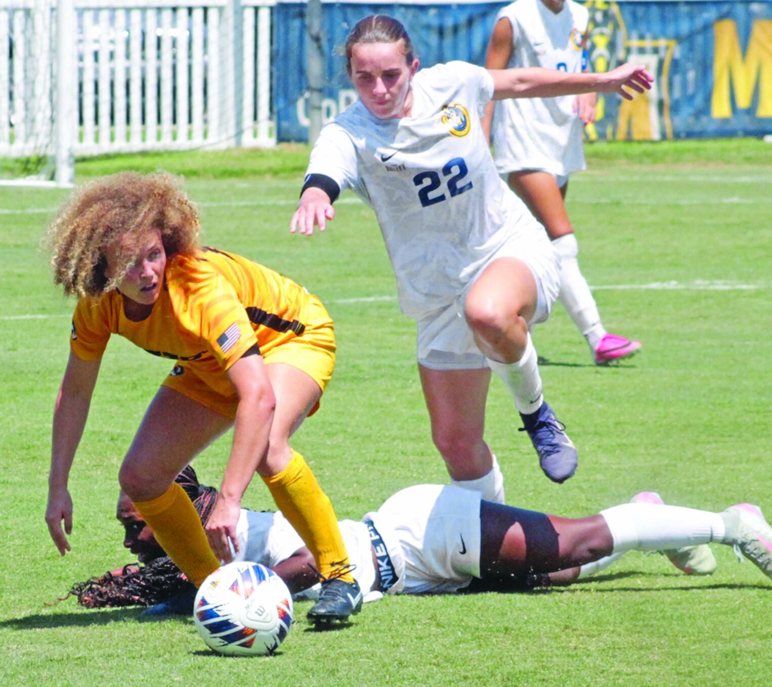 Racers face big challenge Sunday at Notre Dame