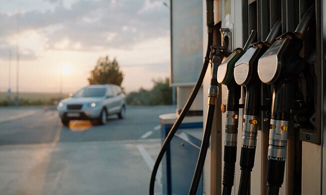 EV Interest Climbs as Gas Price Uncertainty Pushes Families Toward Electric SUVs