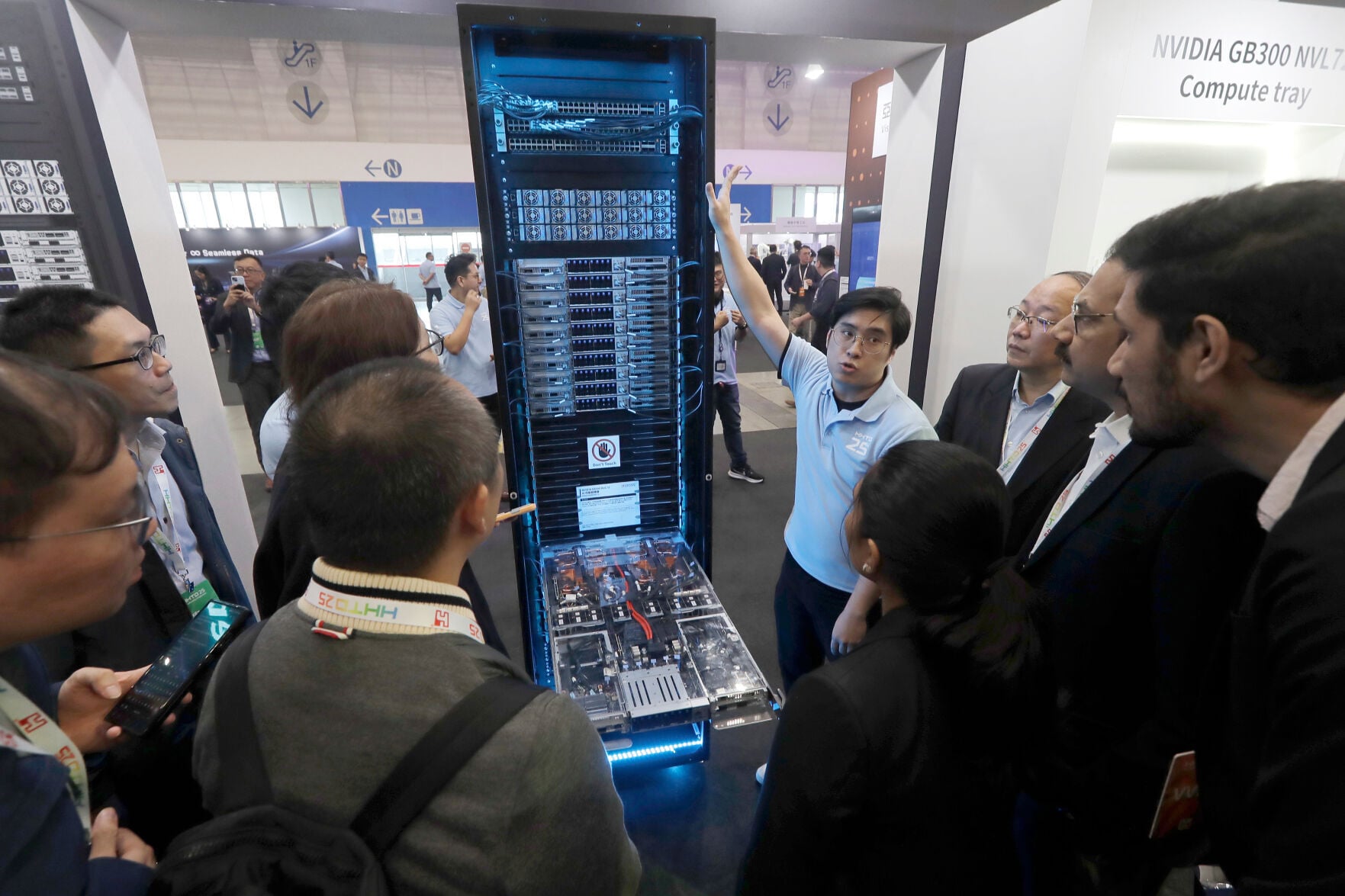 Taiwan charges 9 over illegal AI server exports to China