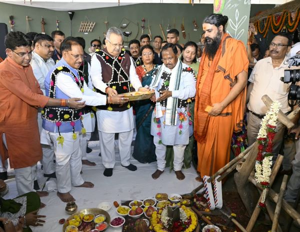 Hareli Tihar brings Chhattisgarh’s folk culture and agrarian traditions alive at CM House