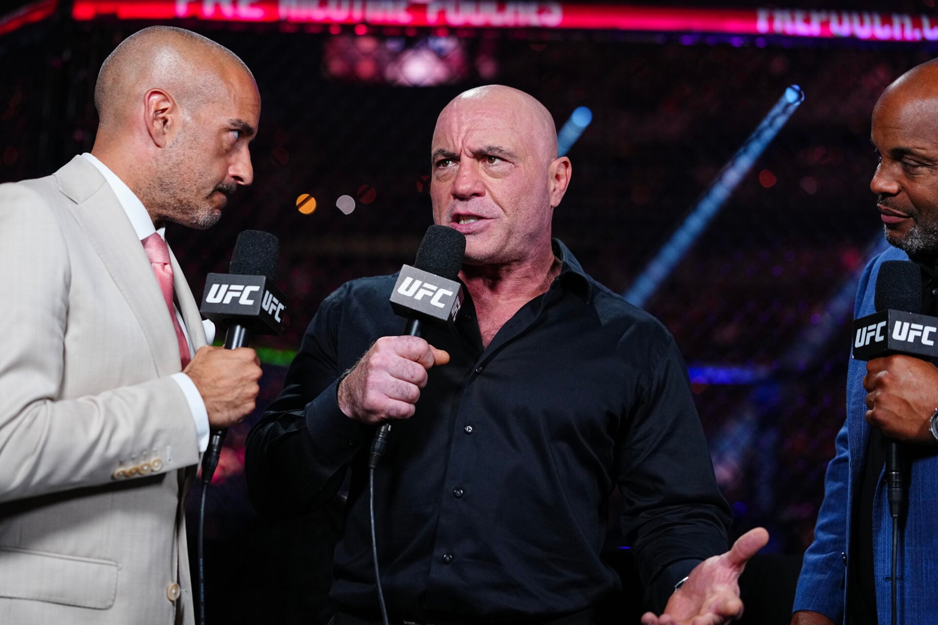 Joe Rogan has one major concern about Islam Makhachev after watching his record-setting UFC 330 win