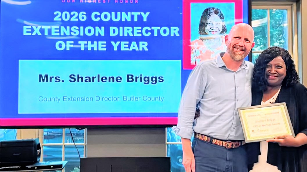 Briggs named County Extension Director of Year