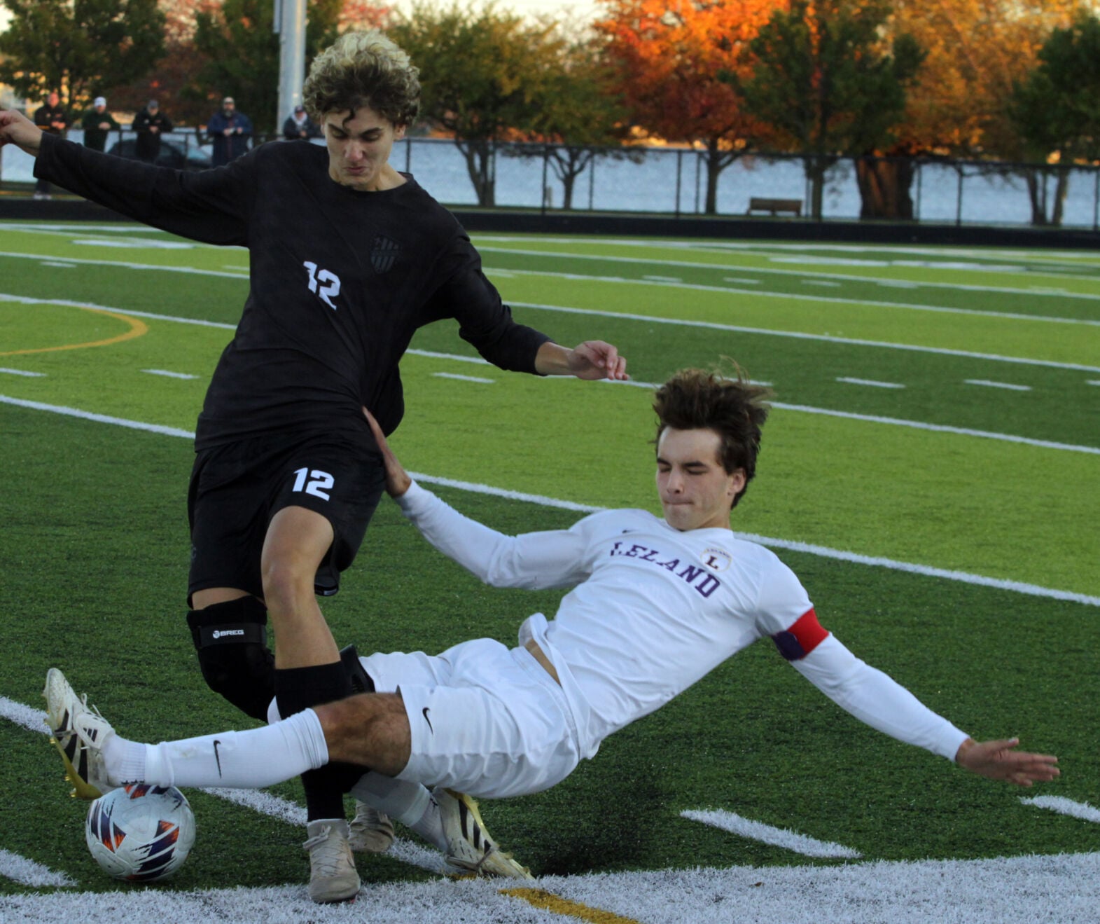 Leland falls in regional finals